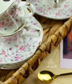 فنجان نعلبکی گلدار طرح انگلیسی